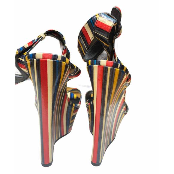 Lust for Life Rainbow Striped Platform Wedge - Picture 6 of 7